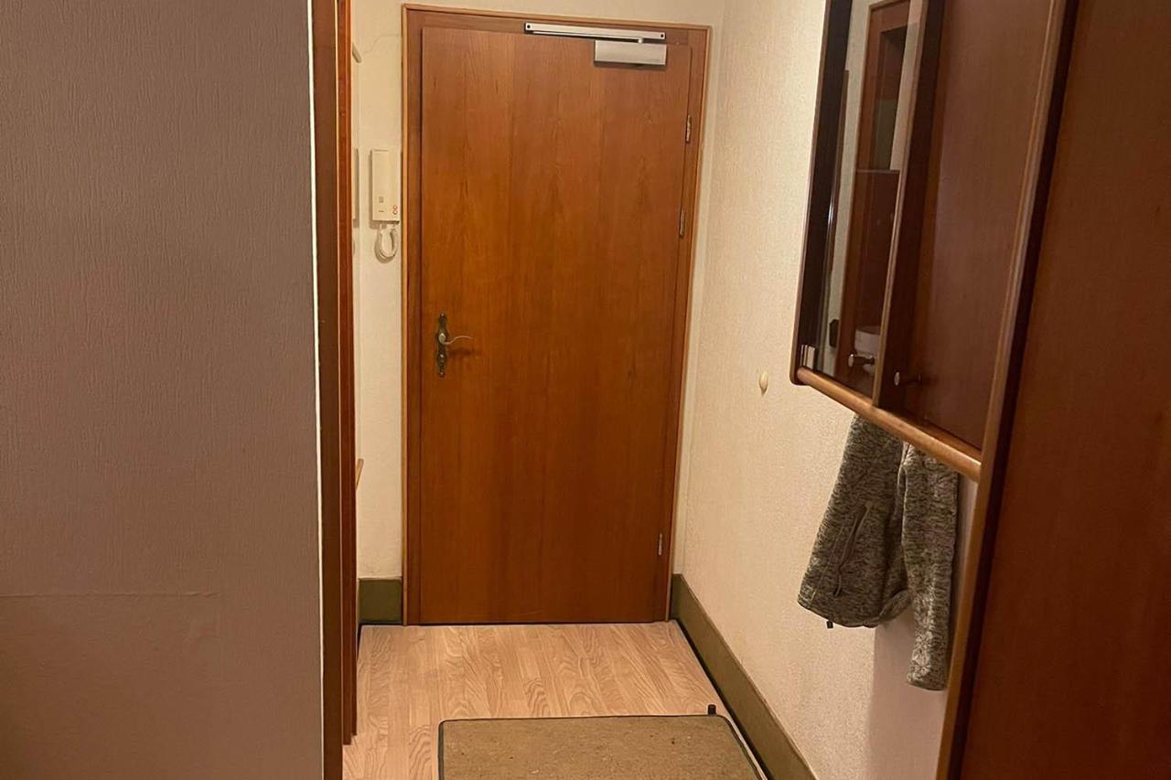 One Room Apartment In Bergisch Gladbach Esterno foto