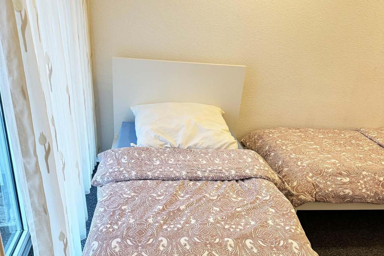 One Room Apartment In Bergisch Gladbach Esterno foto